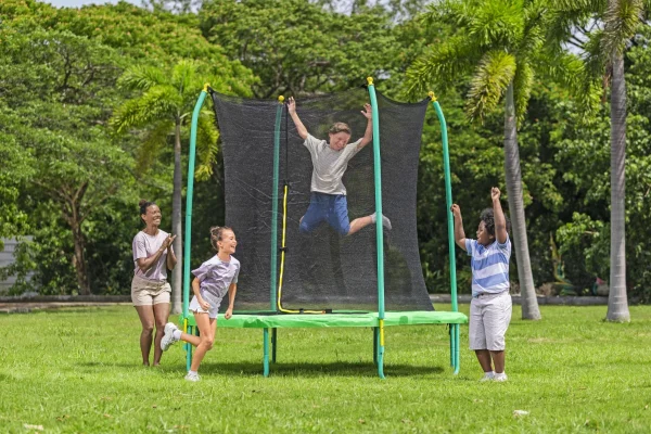 ⁦טרמפולינה 8 פיט 2.44 מטר 2.20X2.4 סמXtreme air trampolin  מבית Bestway⁩ – תמונה ⁦2⁩